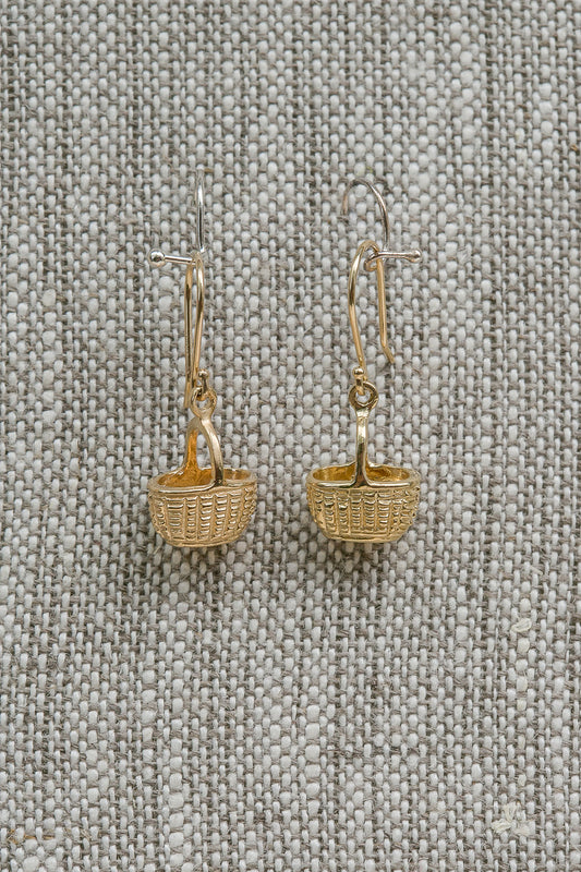 14K Yellow Gold Oval Nantucket Basket Earrings handmade by Jewel in the Sea Nantucket