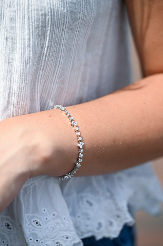 14KYG Dia (4.33ctw) Multi-Shape EC/BR 7" Bracelet