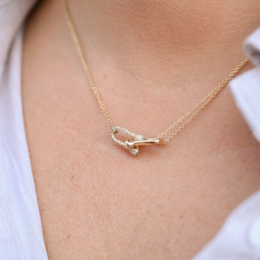 Interlocking Diamond Necklace
