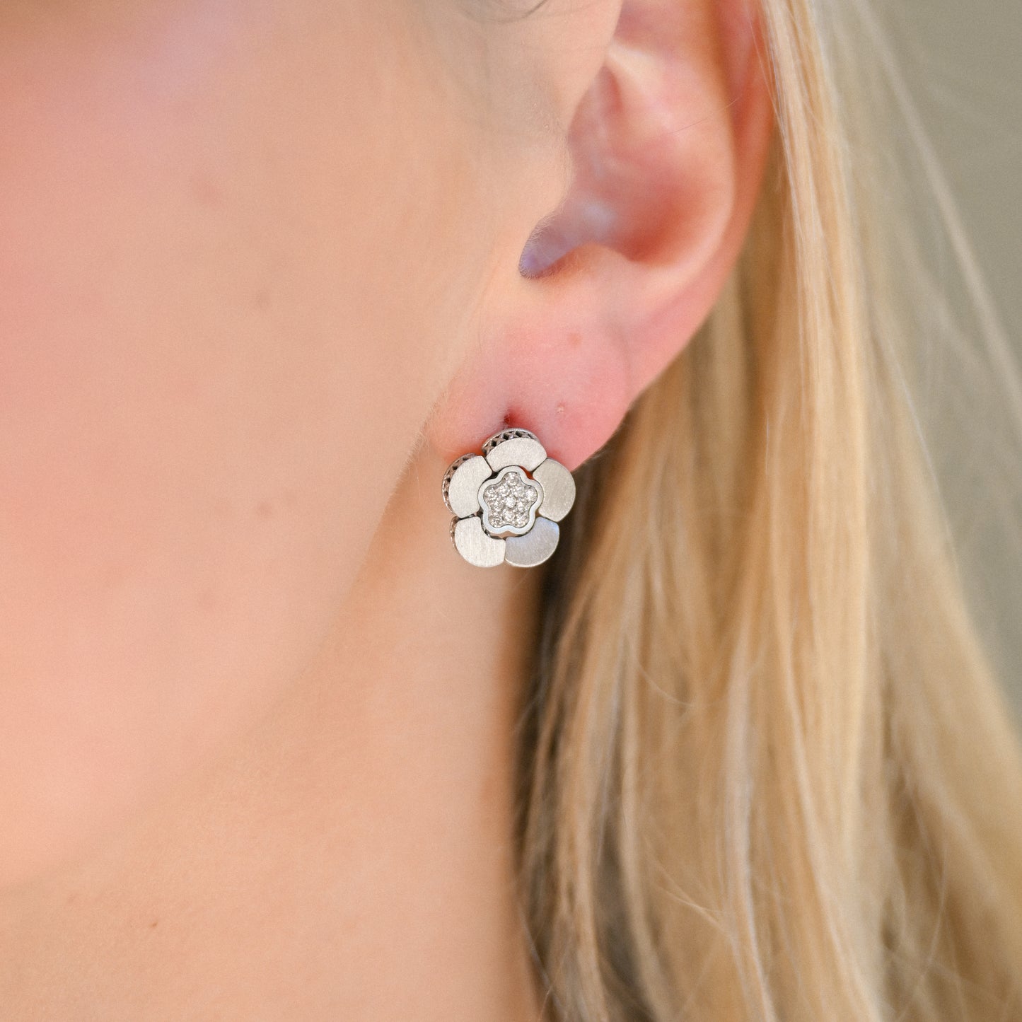 14KWG Flex Dia (.21ct) Floral Earrings