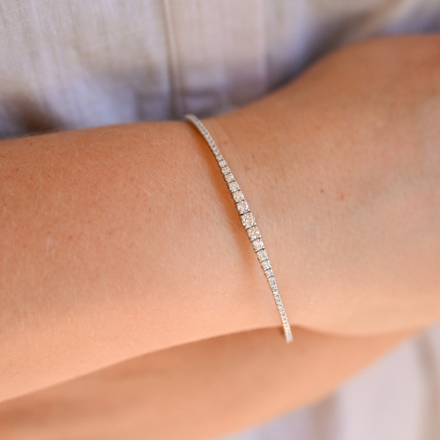 14KWG Dia Flexible Bracelet