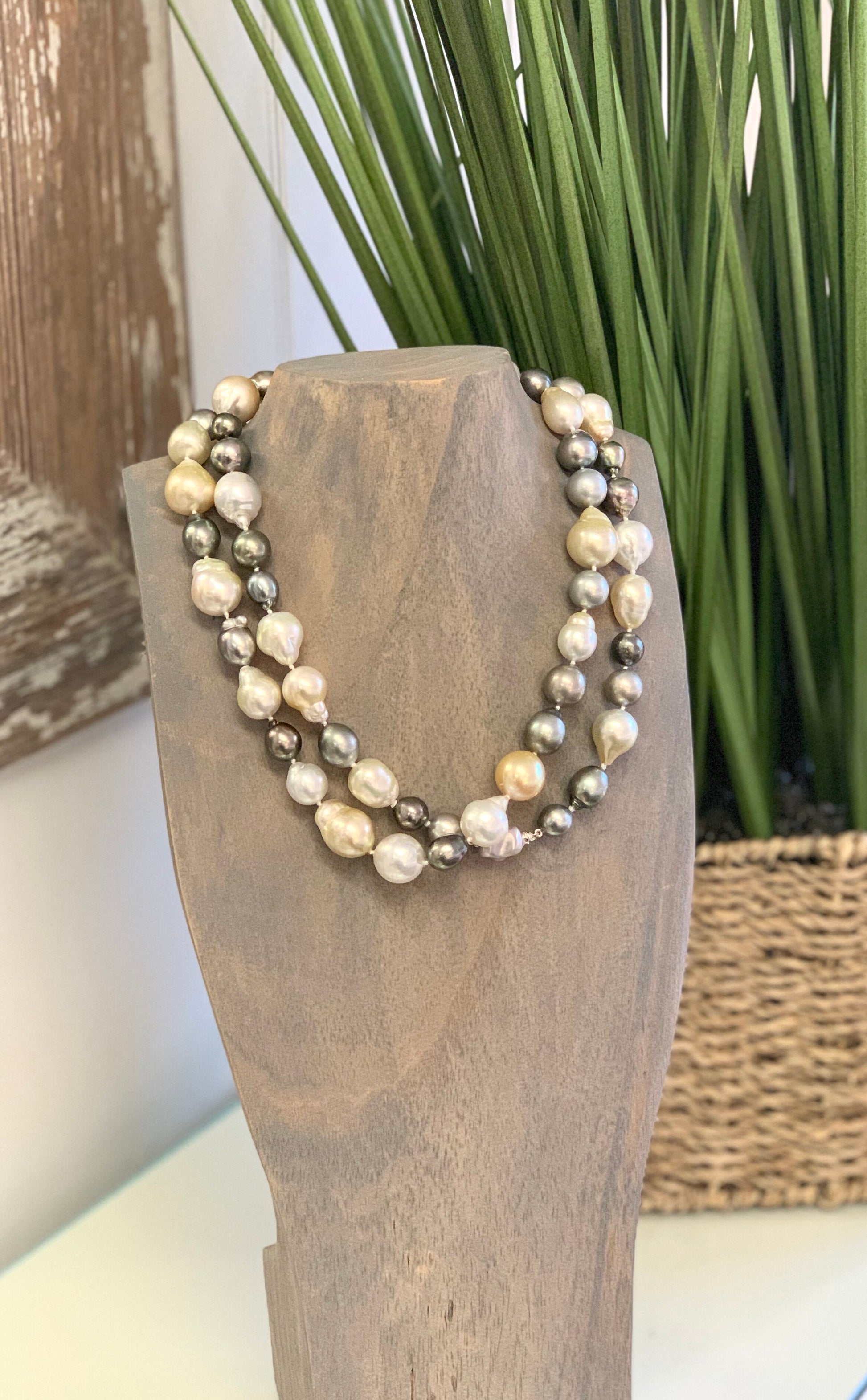 Amazing Multicolor Tahitian and South Sea Pearl Necklace with 14K White Gold clasp handmade by Jewel in the Sea Nantucket